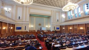 Председател ще е лидерът на ДБ Христо Иванов Промяната включи адвокатка