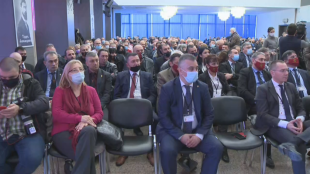 ВМРО избира ново ръководство на извънреден конгрес свикан заради незадоволителните