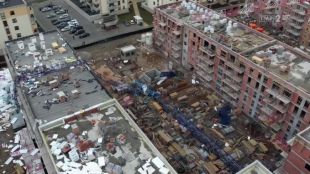 Двама строителни работници са загинали в Полша след като силният