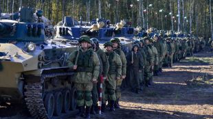Военни от чуждестранни държави започнаха да пристигат в Русия за