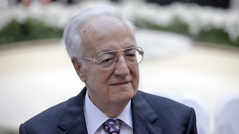 На 92-годишна възраст почина бившият президент на Гърция, Христос Сардзетакис.