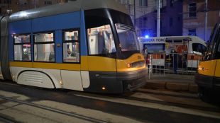 Трамвай е блъснал 15 годишнo момиче в София Инцидентът е станал