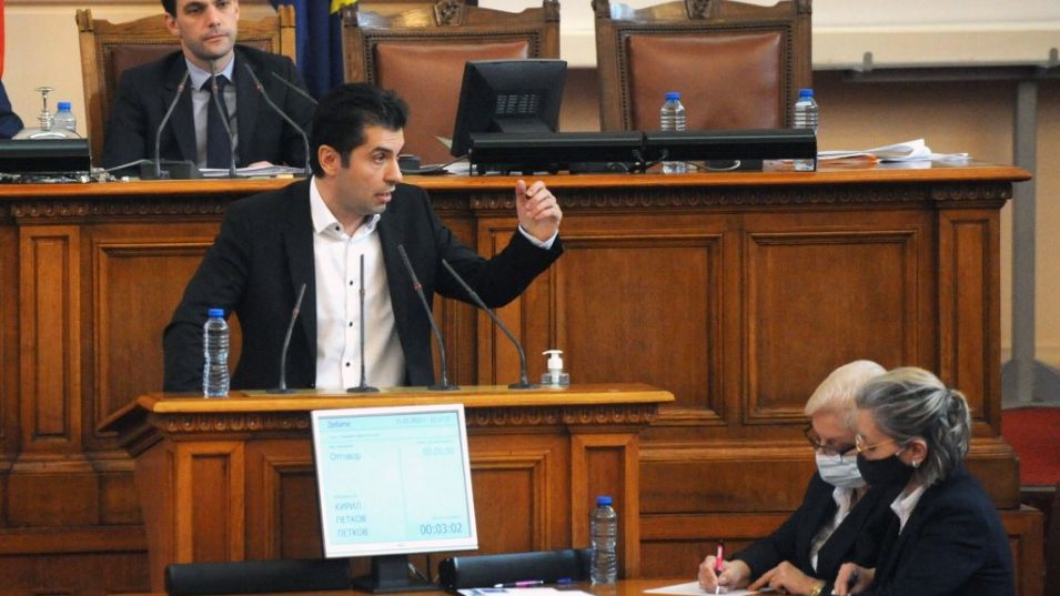 Премиерът на България Кирил Петков потвърди в Народното събрание, че