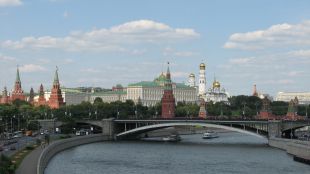 Москва с политически реакции след решението на Кирил Петков да