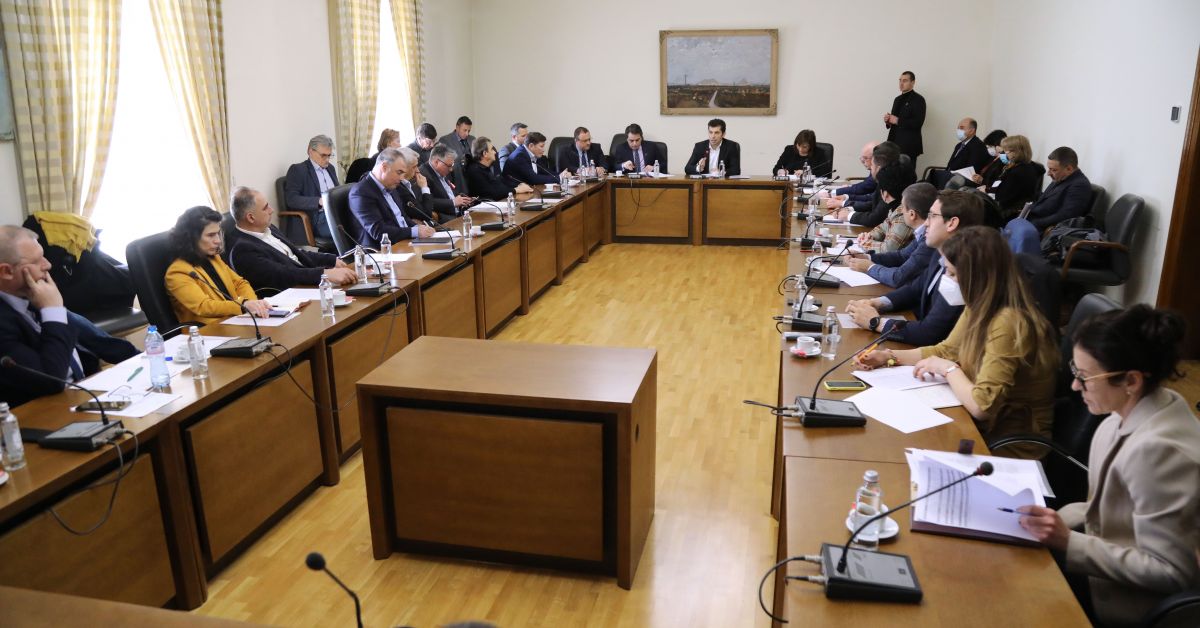 Министър-председателят Кирил Петков участва в изнесено заседание на Консултативния съвет