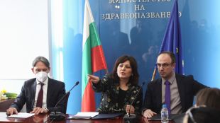 Без COVID ограничения но продължават да следят пандемиятаВ България ще