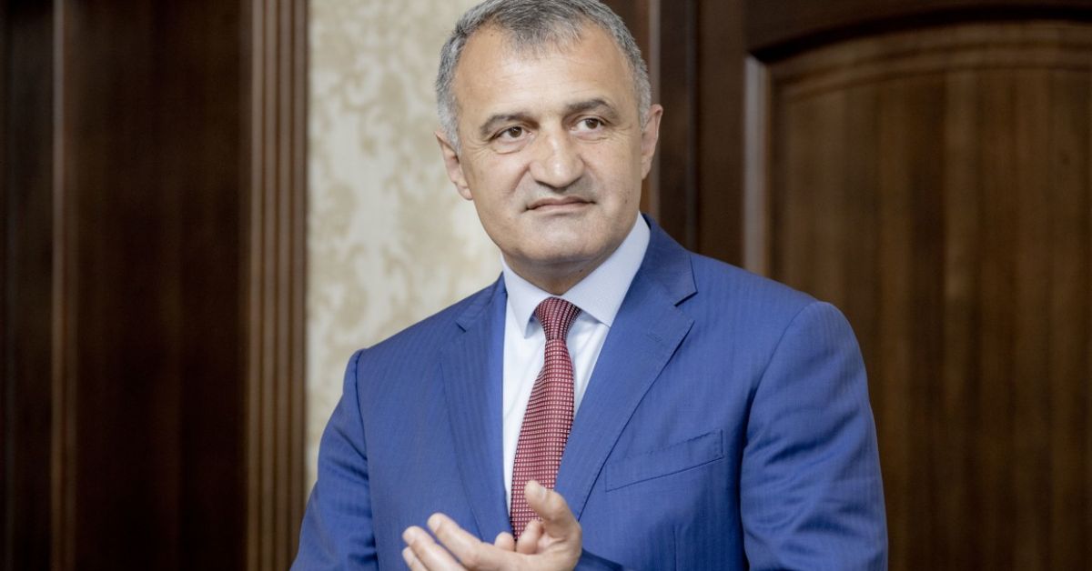 Президентът на Южна Осетия Анатолий Бибилов каза, че републиката възнамерява