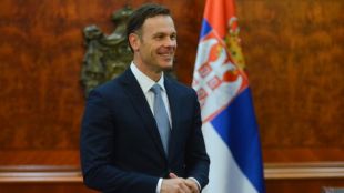 Отказва се от 20 от акцизите върху гориватаПравителството на Сърбия