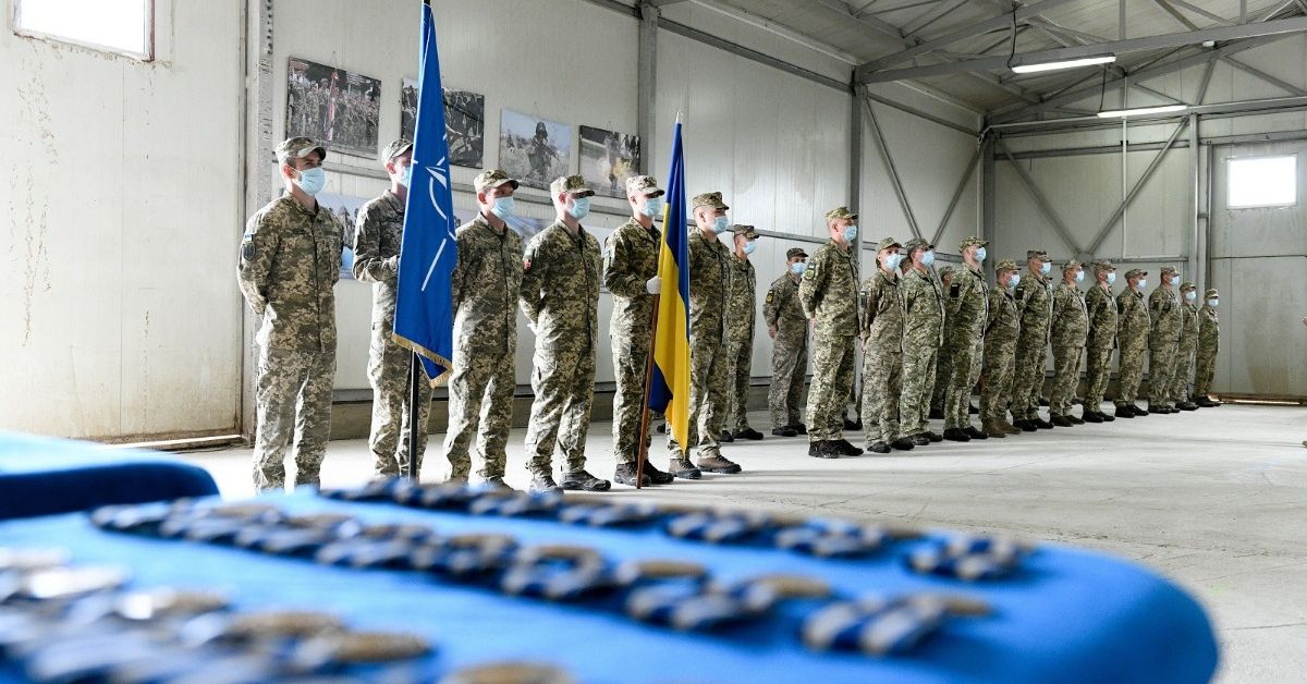 Украинските войници, които служат в мироопазващите сили на НАТО в