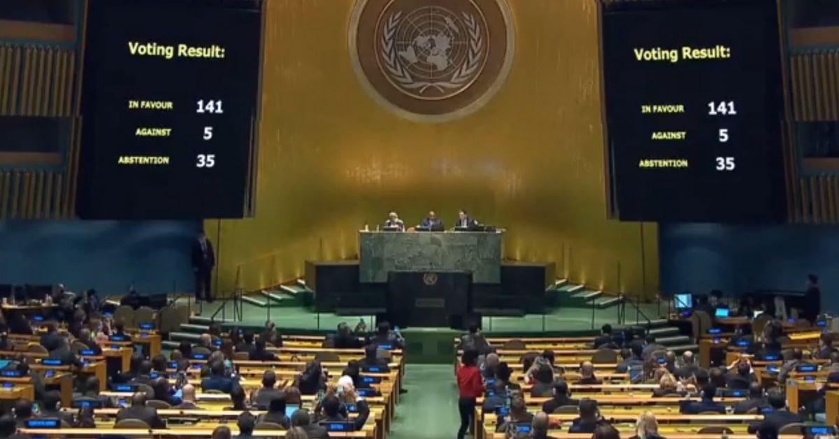 Общото събрание на ООН гласува с голямо мнозинство резолюция, с