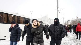 Протести в Русия заради нападението над Украйна More than 4 300 people