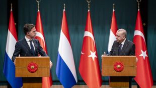 Турският президент Реджеп Тайип Ердоган заяви че продължава контактите с