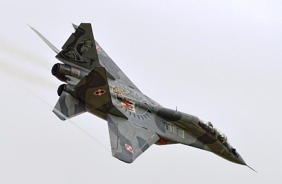 Полша е готова да преотстъпи всичките си изтребители МиГ-29 на