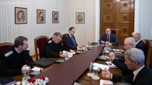 Държавният глава Румен Радев обсъди на работна среща в президентската