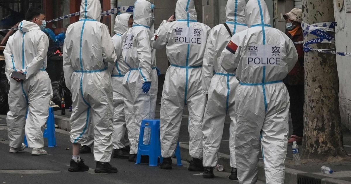 Китай съобщи за 35 183 нови случая на коронавирус, предава