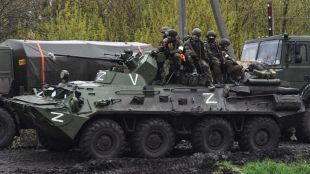 Руският натиск в Източна Украйна обстрелвана с ракети от силите