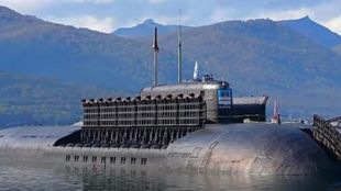 Атомната подводница Иркутск от проект 949А Антей на Тихоокеанския флот