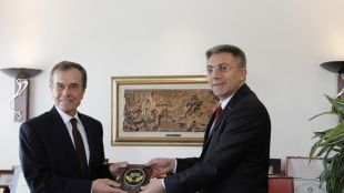 Знакови срещи в Бурса проведе председателят на ДПС Мустафа Карадайъ
