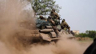 Руската офанзива в Донбас буксува и сериозно изостава от графика