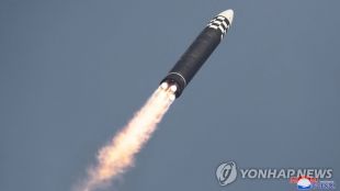 Северна Корея е изстреляла в сряда три балистични ракети съобщи