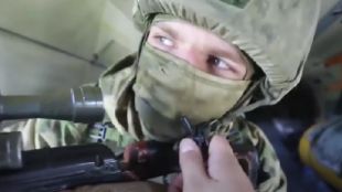 Снайперисти от армейската авиация на Въоръжените сили на Русия по