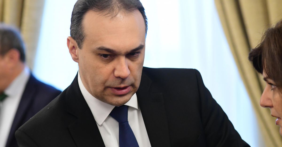 Бившият министър на отбраната Драгомир Заков е назначен за съветник