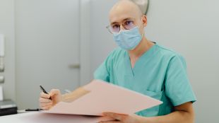 Трудово-правна консултация на "Труд": Трябва ли ми медицинско при смяна на работа?