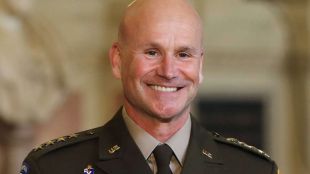 Генералът от американската армия Кристофър Каволи беше назначен за главнокомандващ