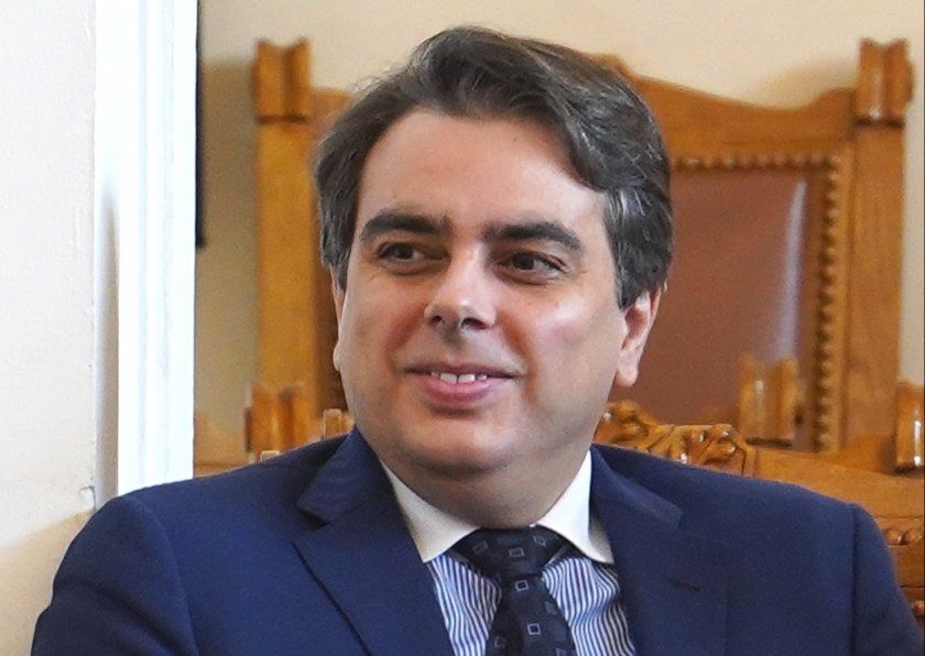 Бившият вицепремиер и министър на финансите Асен Василев е летял