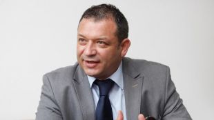 Димитър Гърдев, дипломат и международен анализатор, пред „Труд“: България може да върне процеса за еврочленството на РСМ в изходна точка