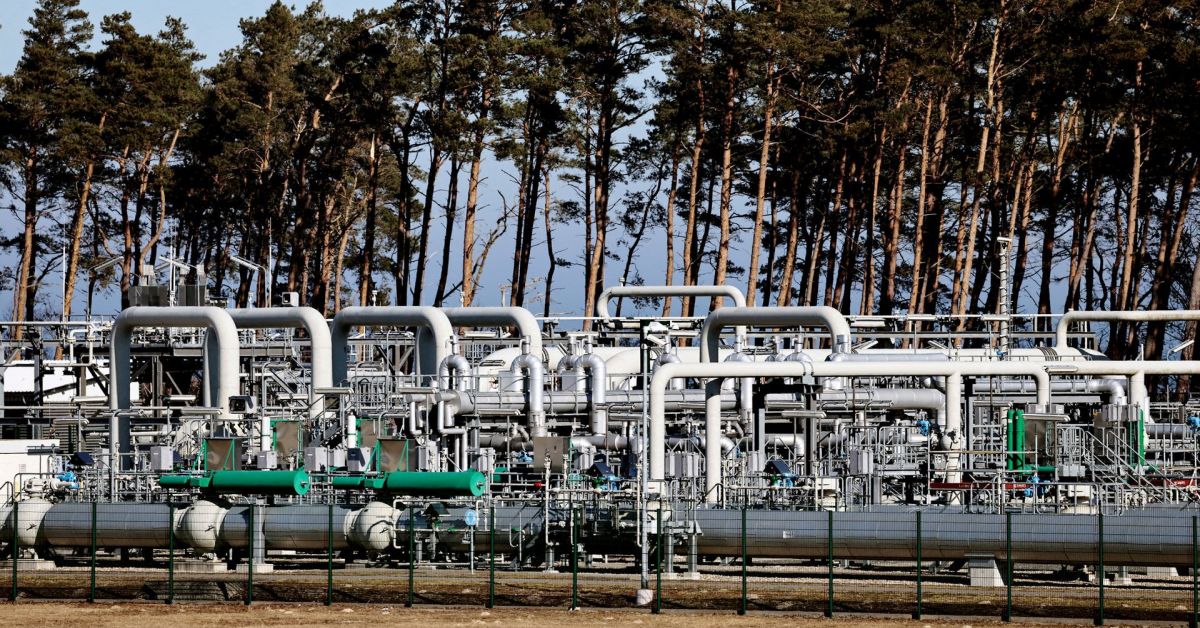 “Газпром” оряза до 1/5 доставките по “Северен поток”Икономиите ще са