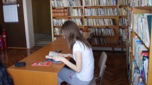 Най голяма потребност от размествания има в учебните програми по български