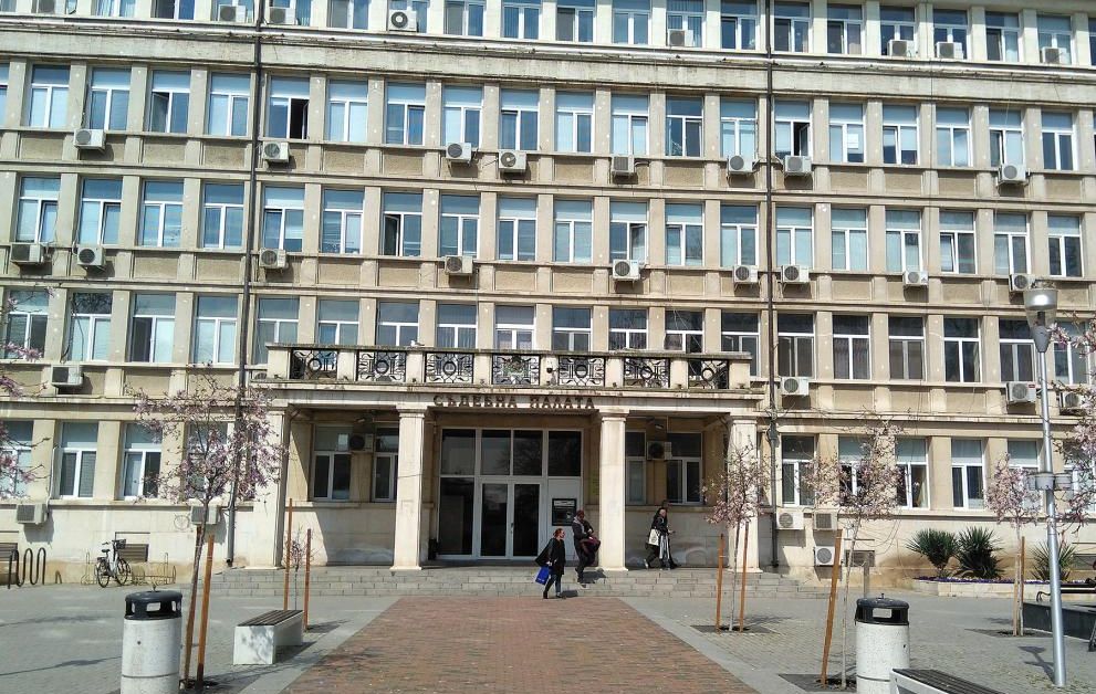 Кметът на Варна Иван Портних беше призован днес в следствения