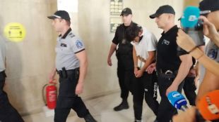 И днес в Бургаско полицията залови нелегални мигранти Става дума