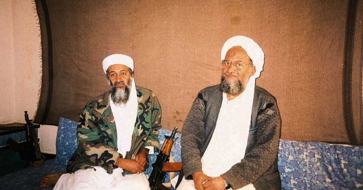Осама бен Ладен, основателят на Ал Кайда, е избягал с
