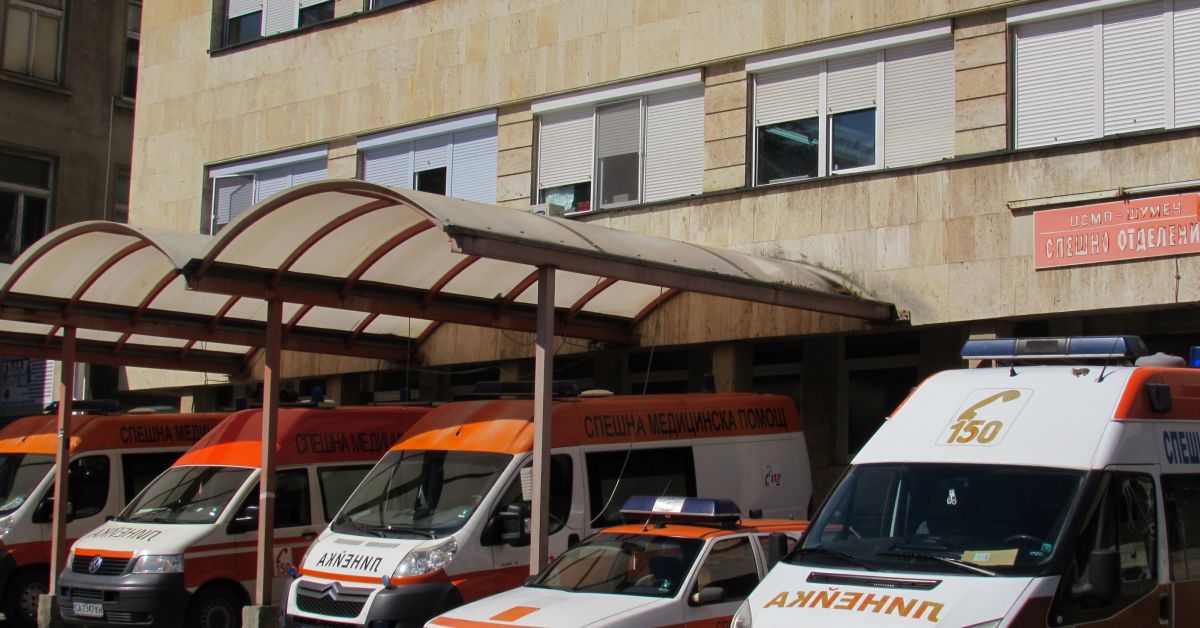 Съпрузите, които нападнаха лекарка от Спешно отделение в Шумен, признаха