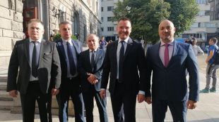 Съпредседателите на ВМРО поемат водаческите места в Благоевград и 25