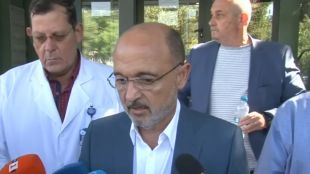 Служебният министър на здравеопазването д р Асен Меджидиев заяви че работещите
