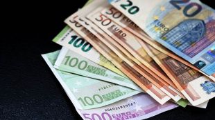 Еврото поскъпва обратно над нивото на паритет 1 0000 спрямо