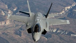 Военновъздушните сили на САЩ спряха своите изтребители F 35 Lightning II