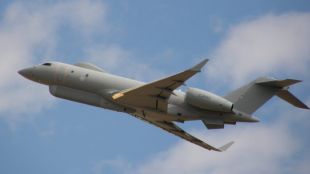 Британски самолет за радиоелектронно разузнаване и радиоелектронна борба наруши държавната