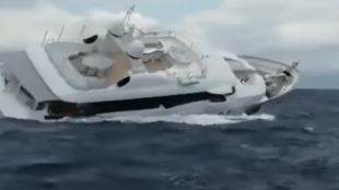 40 метрова суперяхта зрелищно потъна край бреговете на Италия Четиримата пътници и
