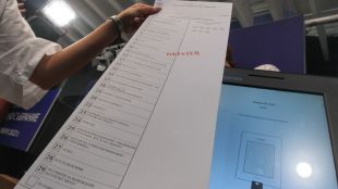 Проверяват софтуеристите на Смартматик ЦИК назначи ITТренировъчните машини за гласуване вече