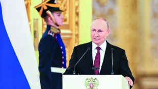 Референдумите ще се състоят между 23 и 27 септемвриПутин критикува
