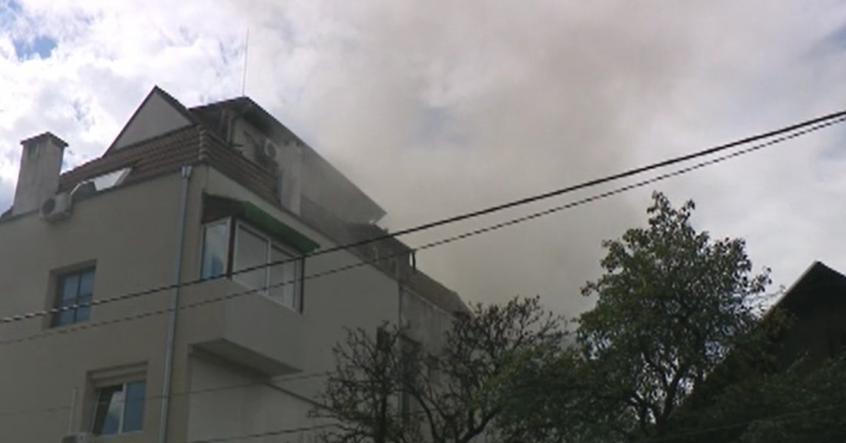 Потушен е пожарът в жилищна кооперация в квартал Павлово. Няма