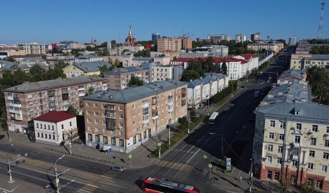 Неизвестен нападател откри стрелба в училище в град Ижевск в