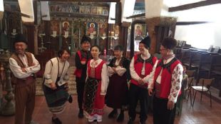 Японски туристи изучаваха българските традиции в Церова кория 