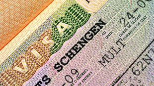 Българското посолство в Русия потвърди че издаването на шенгенски визи