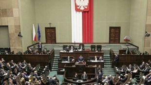 Сеймът долната камара на полския парламент одобри законопроект предвиждащ еднократни