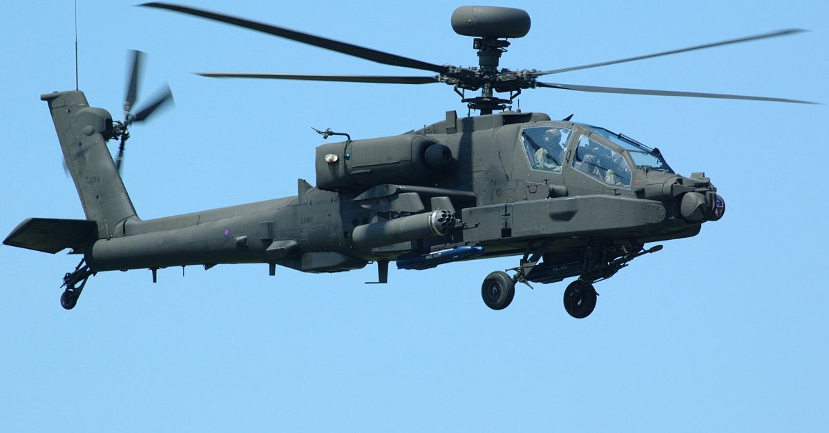 Турски военен хеликоптер катастрофира в Северен Ирак, съобщи днес турското
